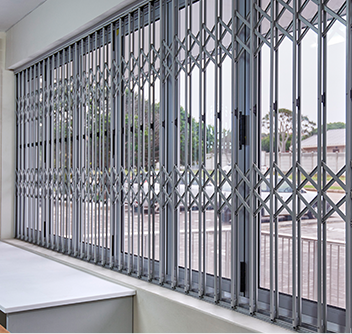 Retractable Grilles - Southern Industrial Doors